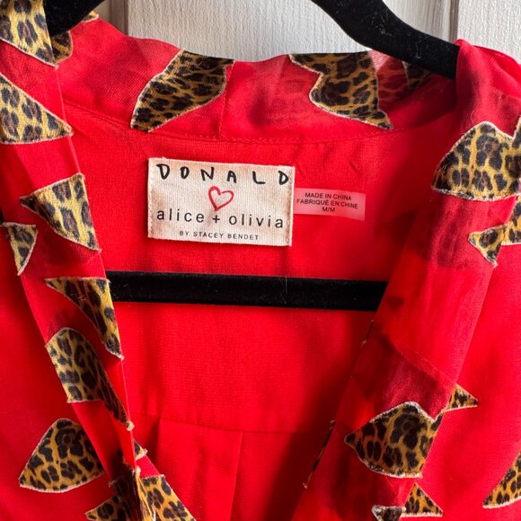 NWOT Alice + Olivia Sheila Lips Burnout Tie-Neck Top Cheetah Print Size M - Picture 10 of 13